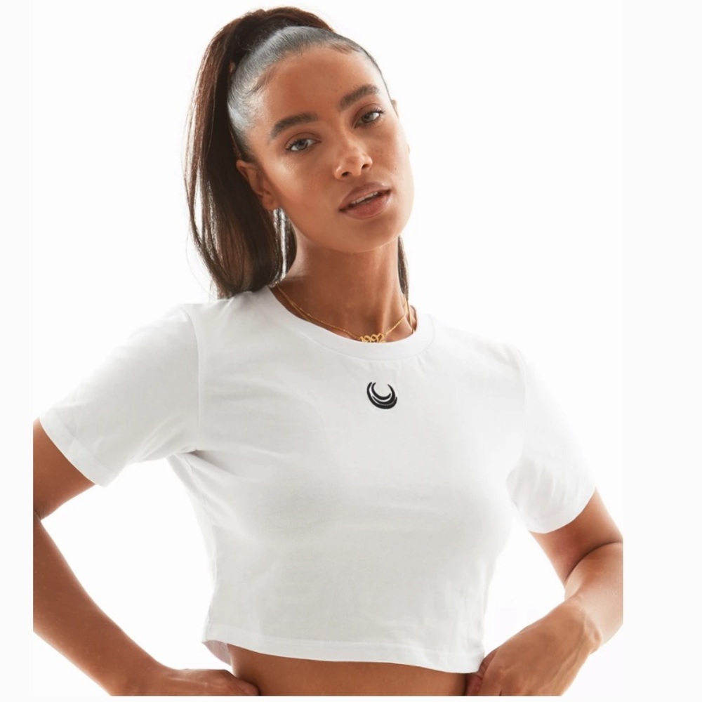 Lazuli Label Classic Crop w Black Logo